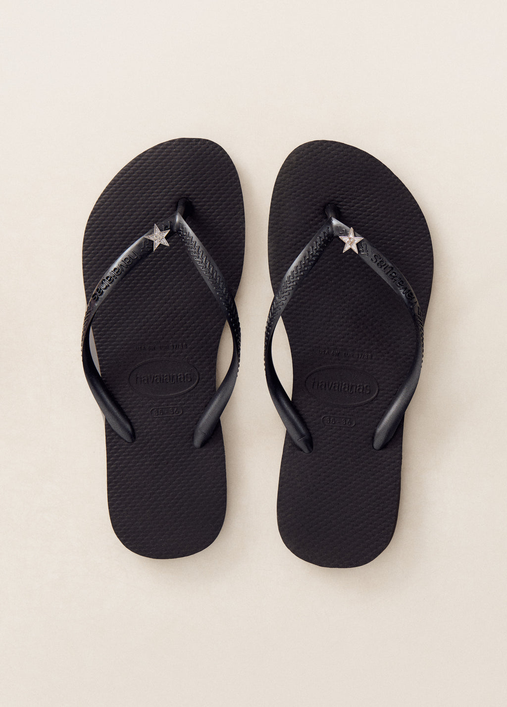 Havaianas sandals pin x Brownie ®