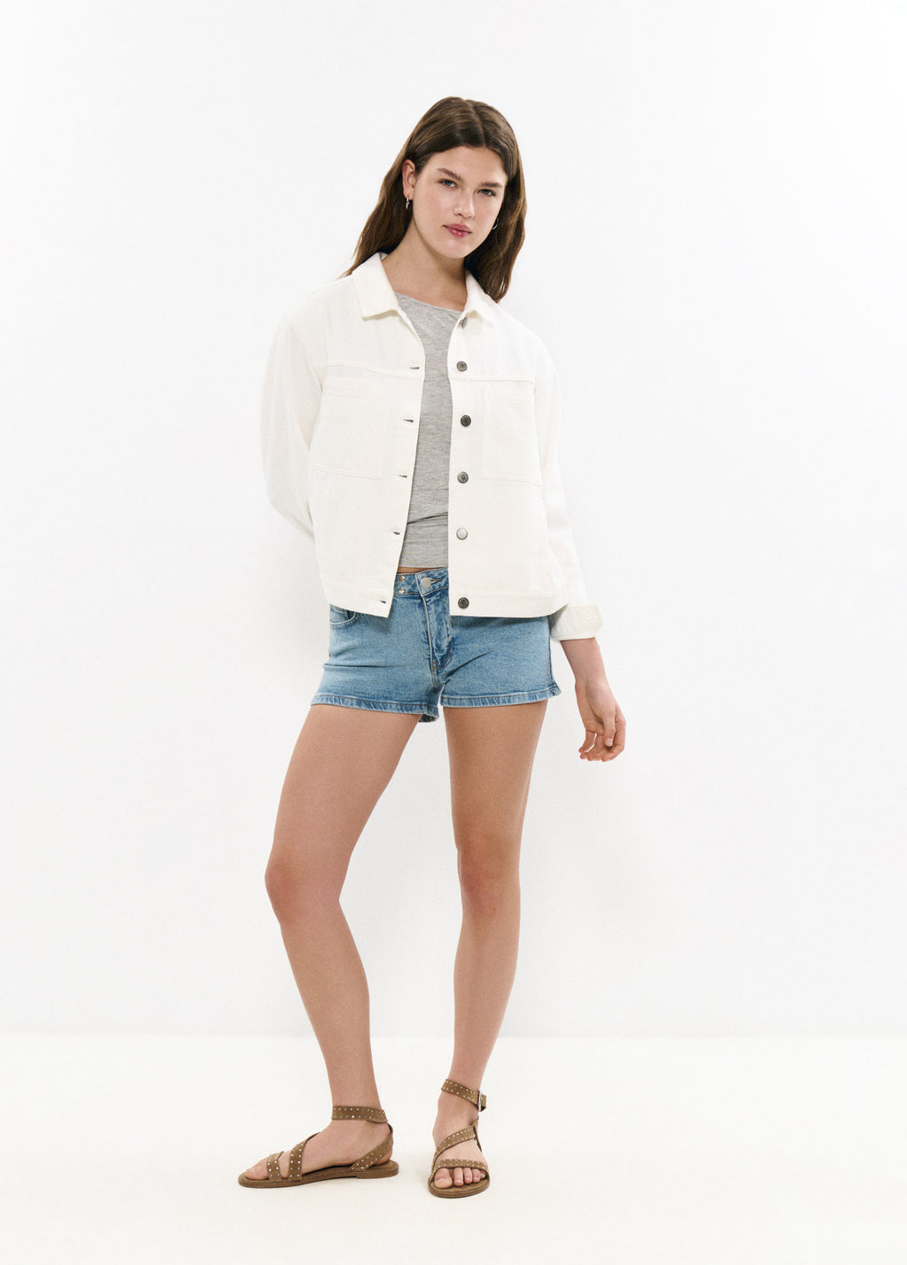 Jacket with large pockets