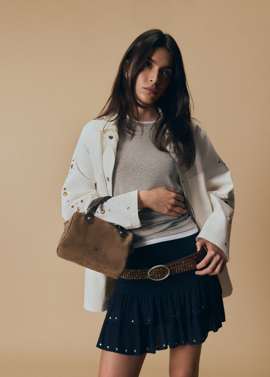Thin multi-stud belt