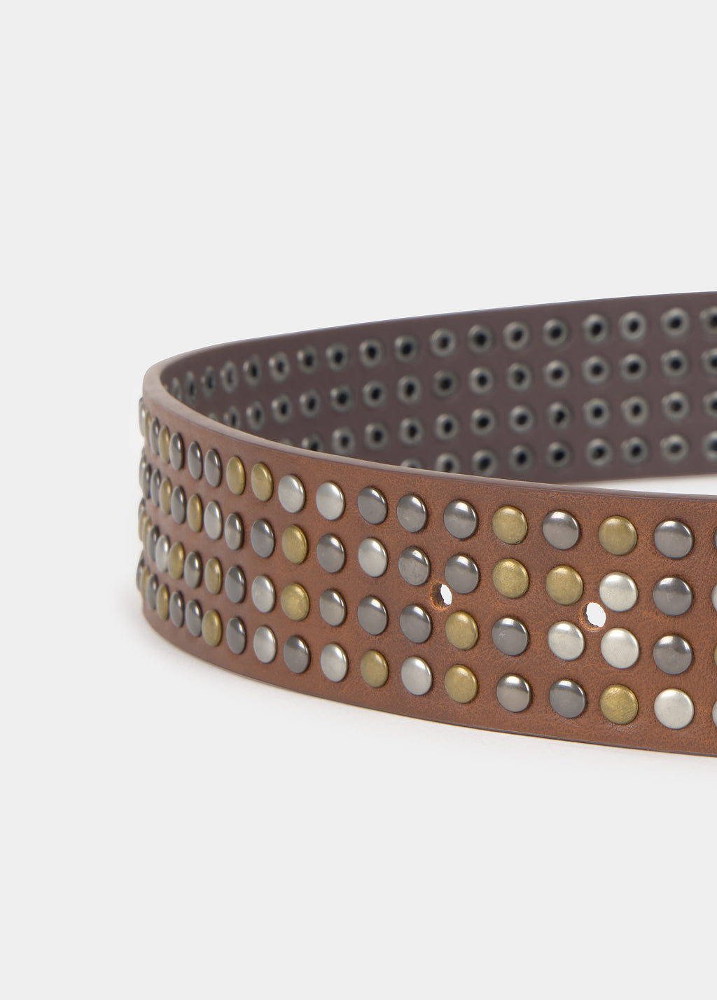 Thin multi-stud belt