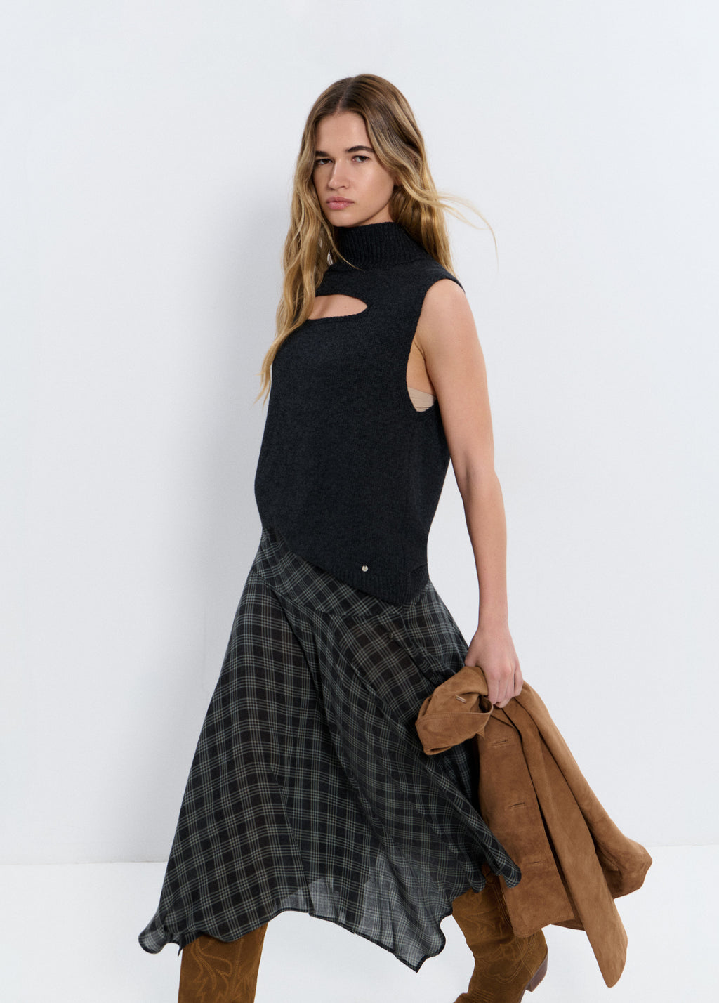 Asymmetric plaid skirt