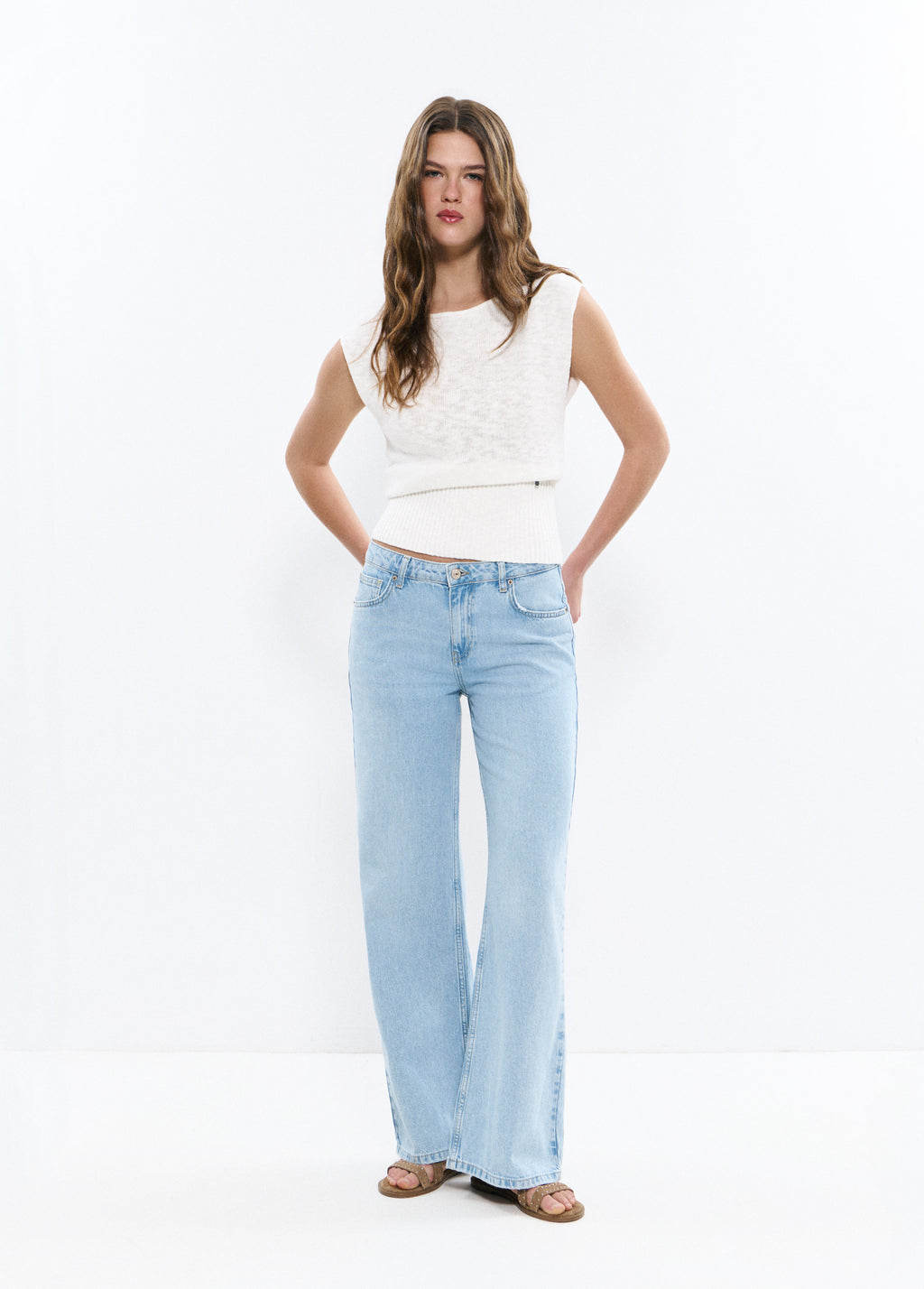 Jeans 5 tasche con patch a stella