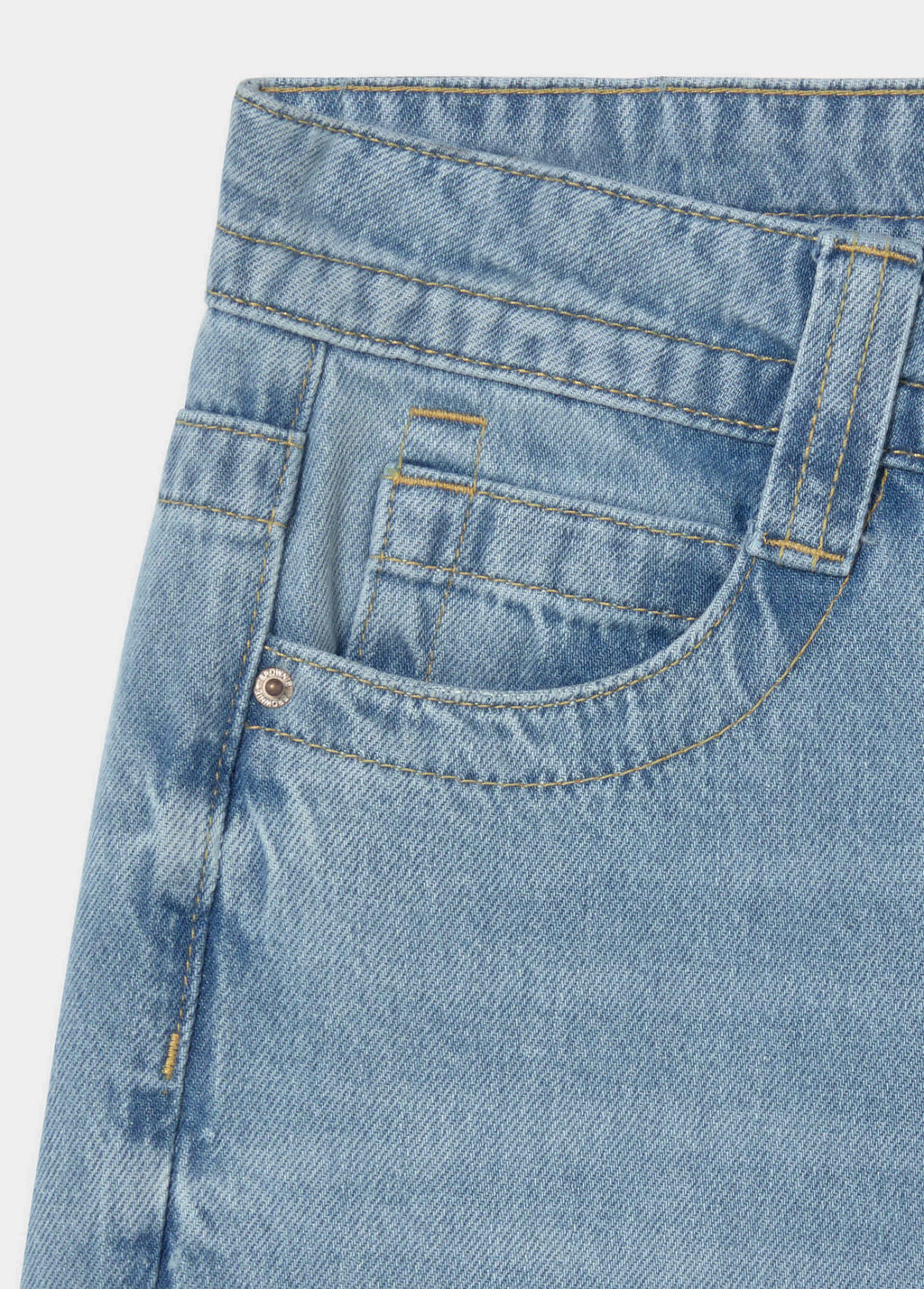 Jeans relaxed tiro bajo