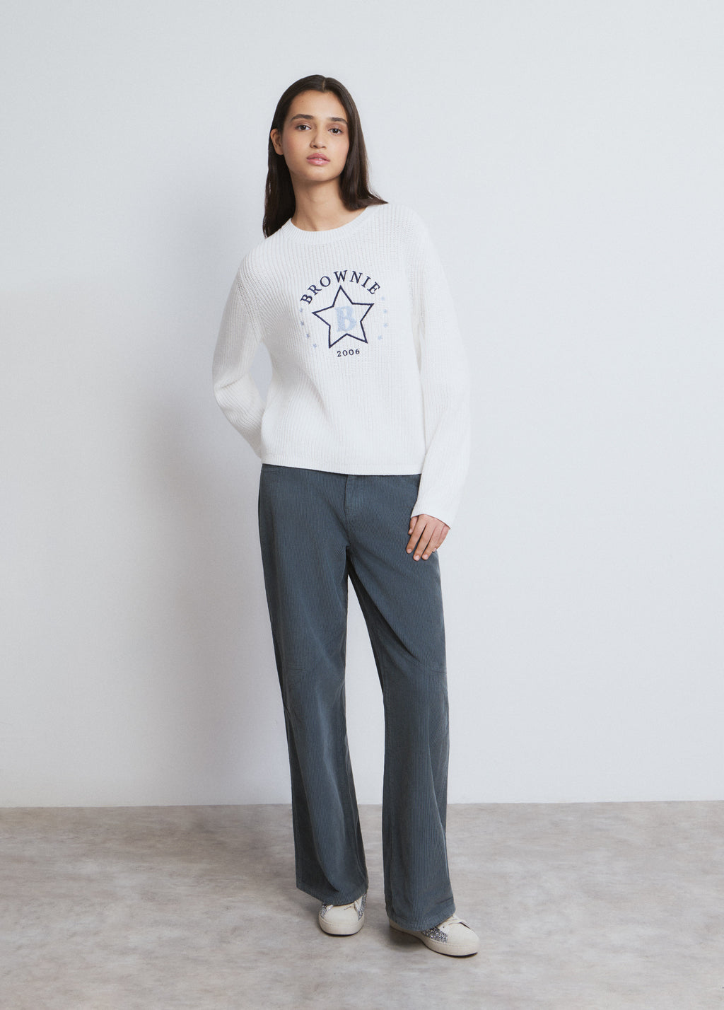 Embroidered sweater with flocked star