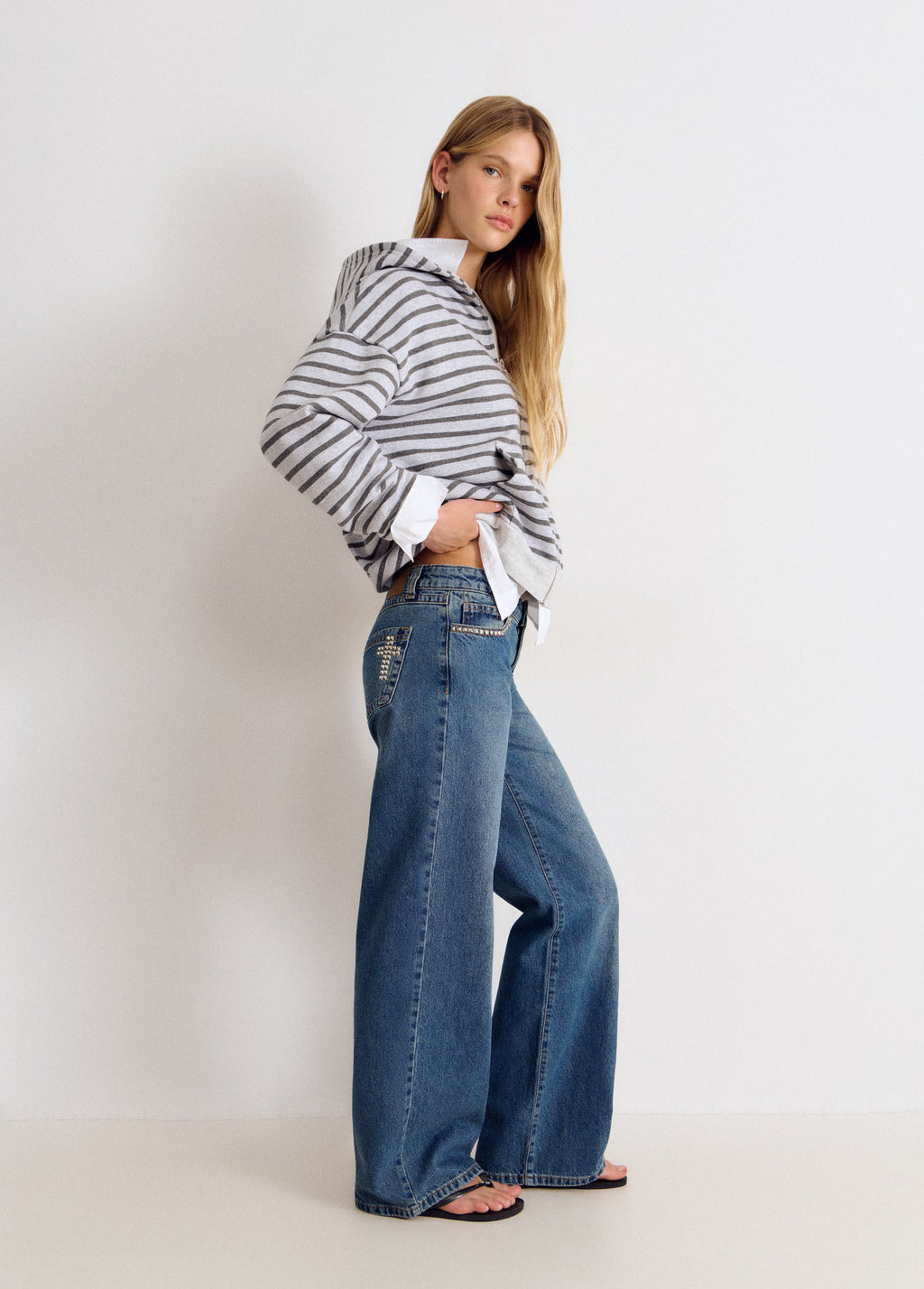 Sweatshirt met rits, streep en borduursel