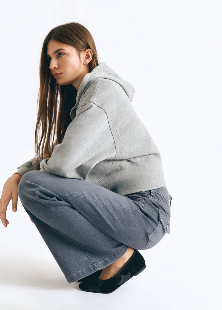Flare jeans with back pockets
