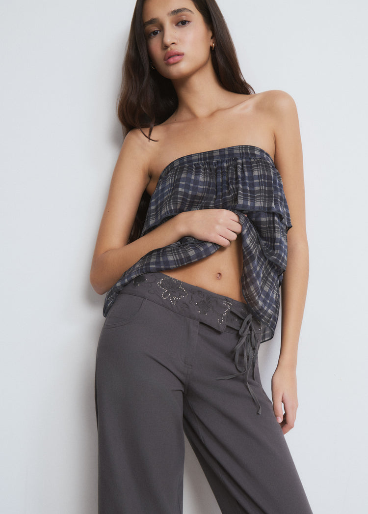 Broek met taille en kralen