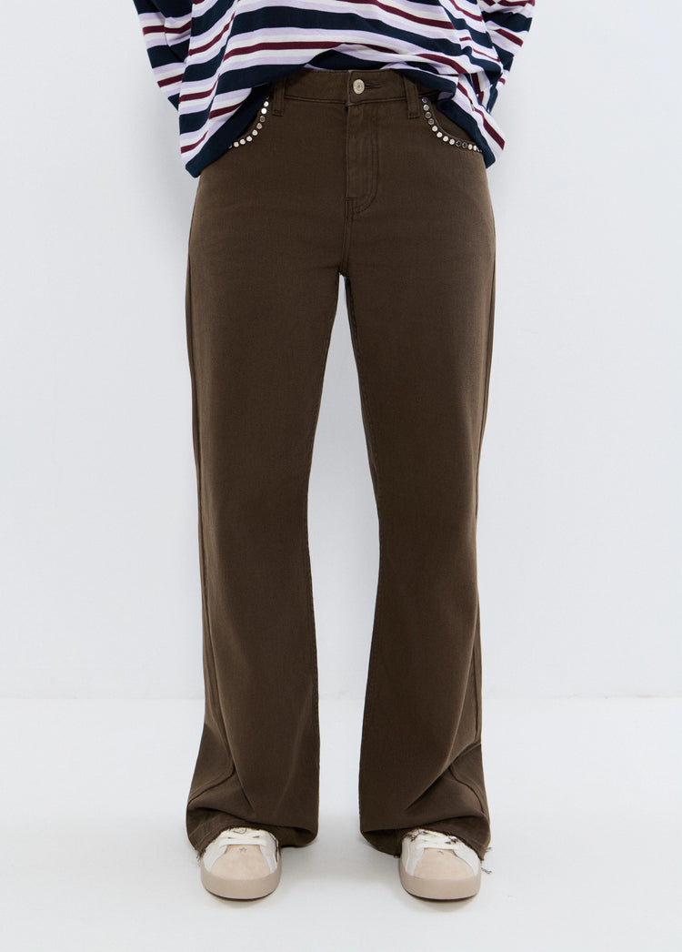 Relaxed broek met studs en omgeslagen zoom