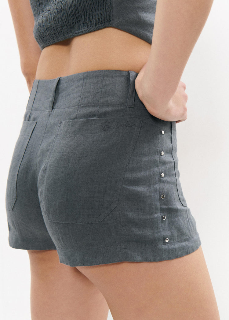 Linnen short met studs